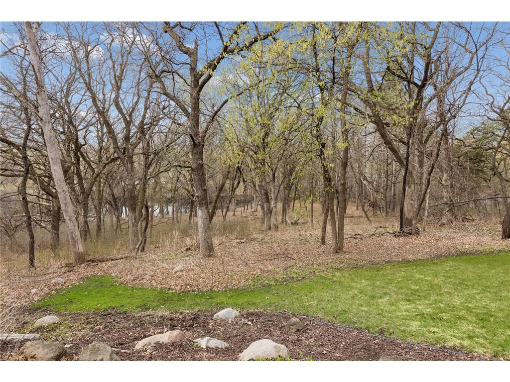 3701 Blackhawk Road Eagan MN 55122 7054900 image59