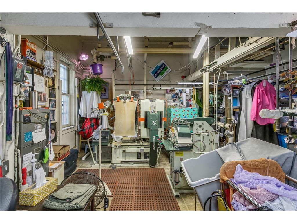 3701 Lyndale Avenue S Minneapolis MN 55409 6742622 image6