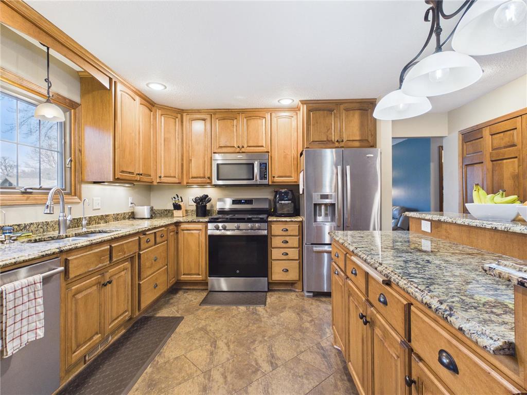 3701 Roseberry Place Anoka MN 55303 7018527 image4