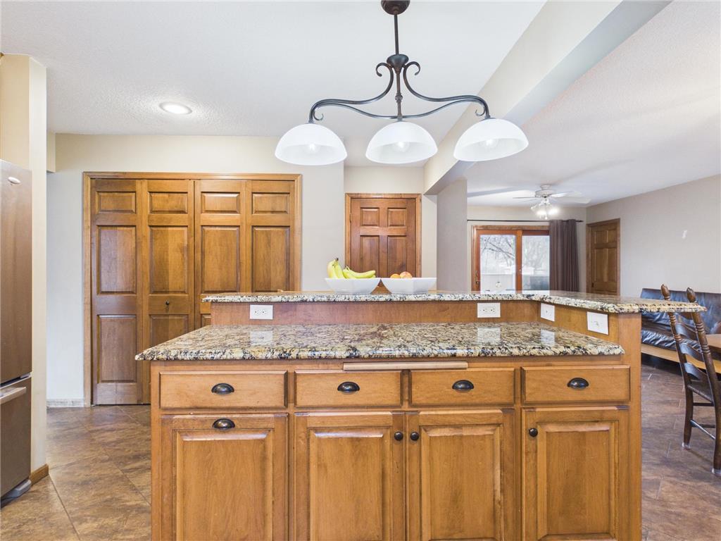 3701 Roseberry Place Anoka MN 55303 7018527 image7