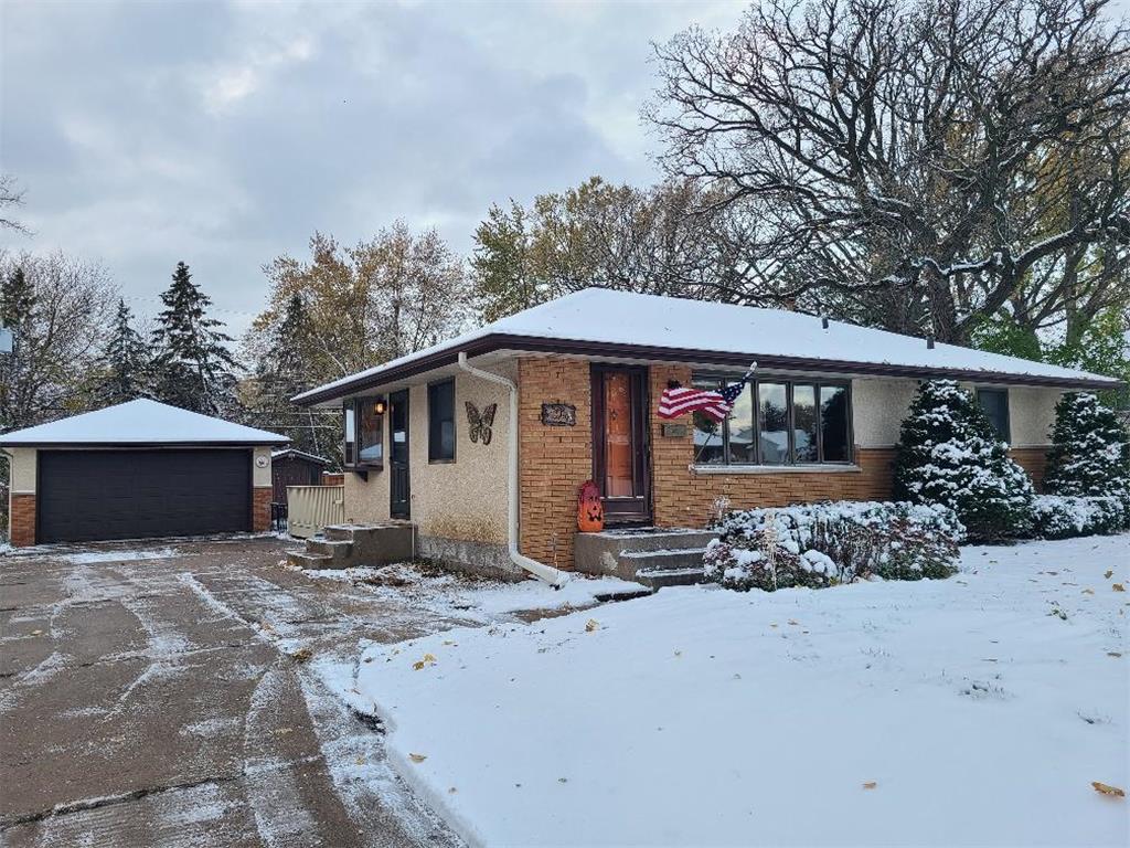 3701 Urban Avenue N Brooklyn Center MN 55429 6451858 image1