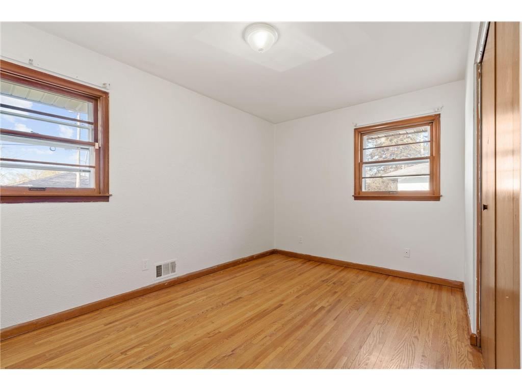 3701 Violet Avenue N Brooklyn Center MN 55429 7059579 image16