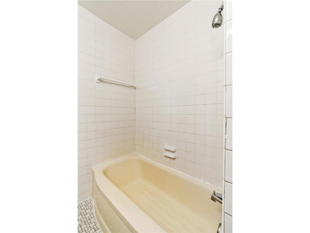 3701 Violet Avenue N Brooklyn Center MN 55429 7059579 image22