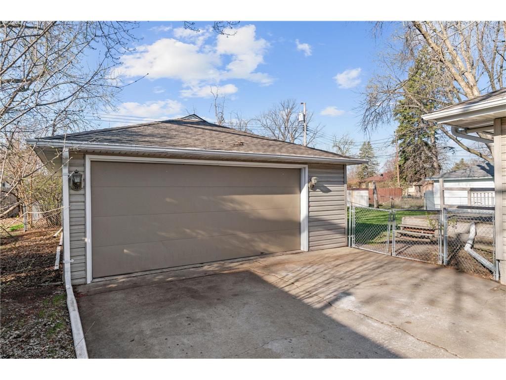 3701 Violet Avenue N Brooklyn Center MN 55429 7059579 image32