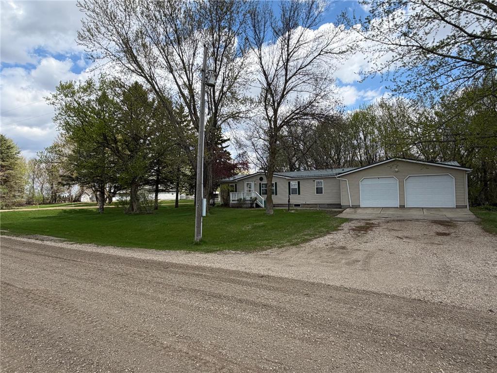 37026 710th Avenue Saint James MN 56081 7015844 image1