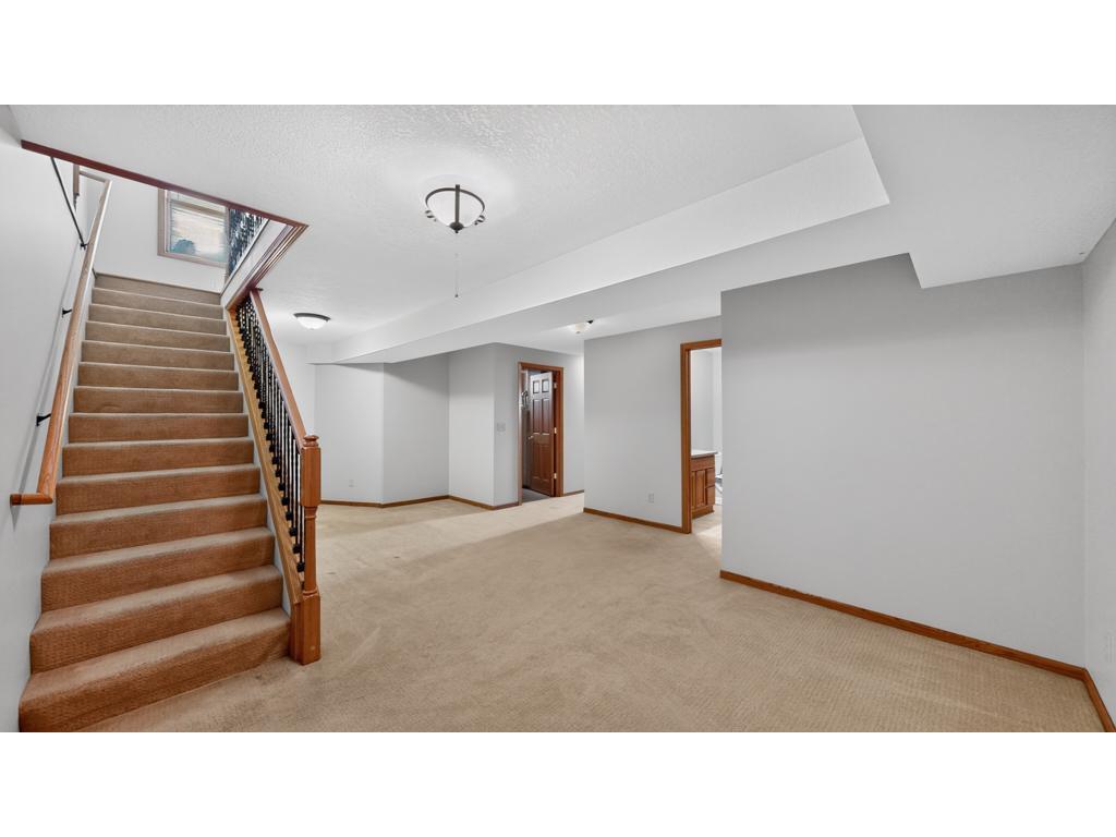 3704 Strathmore Lane SE Rochester MN 55904 7108549 image25