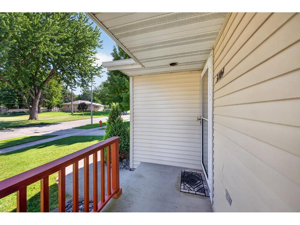 3704 Strathmore Lane SE Rochester MN 55904 7108549 image5