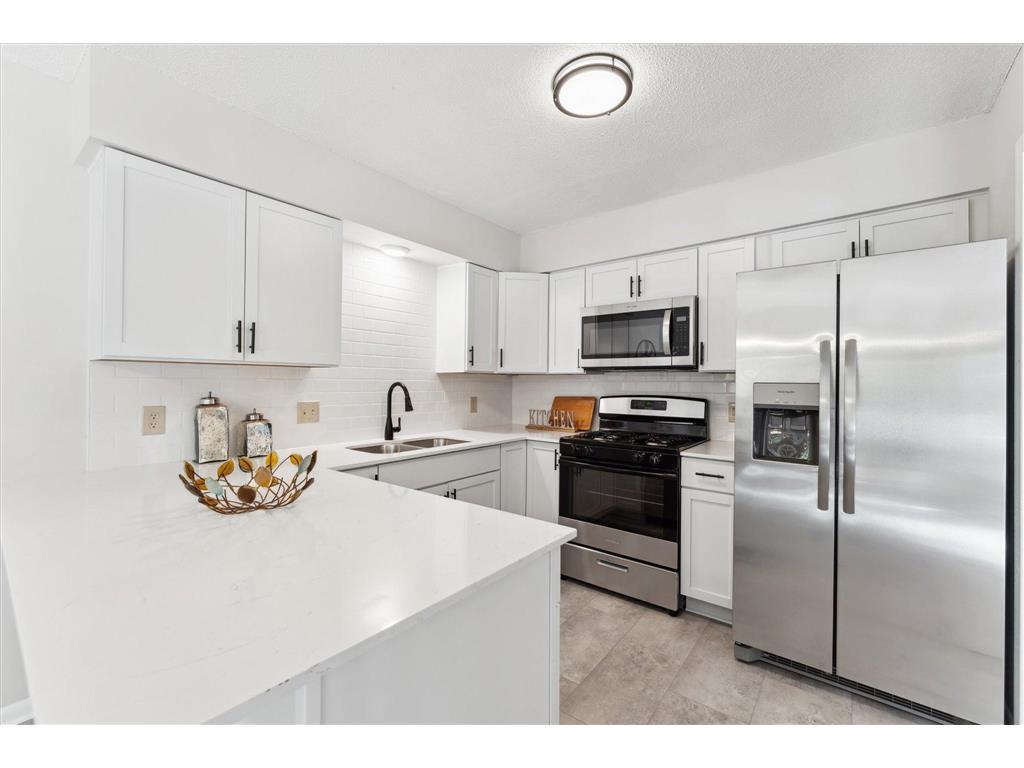 3705 Williston Road Minnetonka MN 55345 6637166 image1