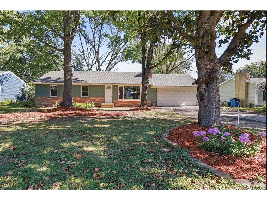 3706 White Bear Avenue N White Bear Lake MN 55110 7021010 image1