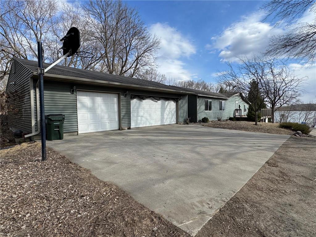 37060 Fawn Avenue Waseca MN 56093 6693449 image1
