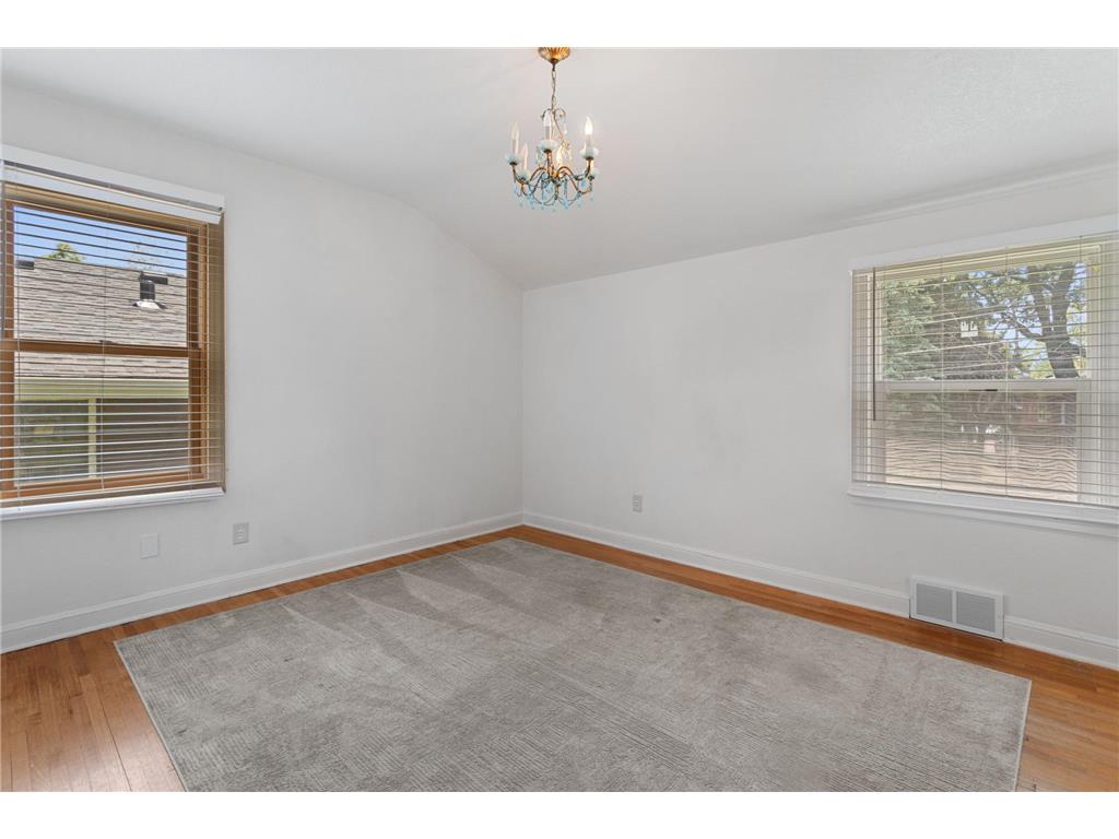 3707 42nd Avenue N Robbinsdale MN 55422 7084910 image14