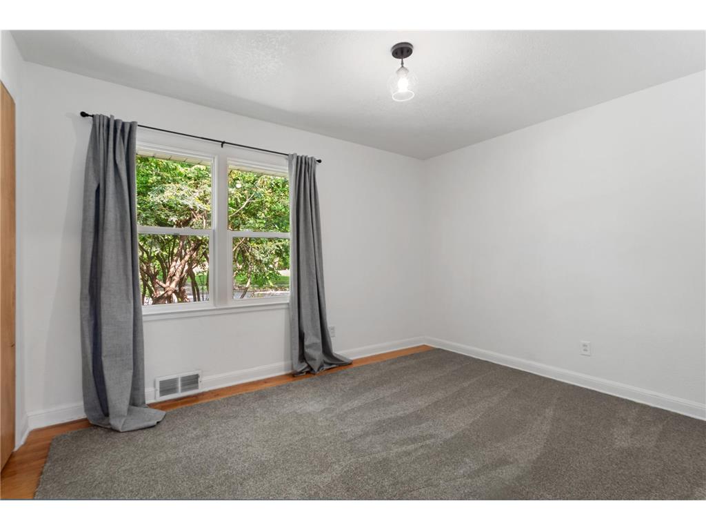 3707 42nd Avenue N Robbinsdale MN 55422 7084910 image16