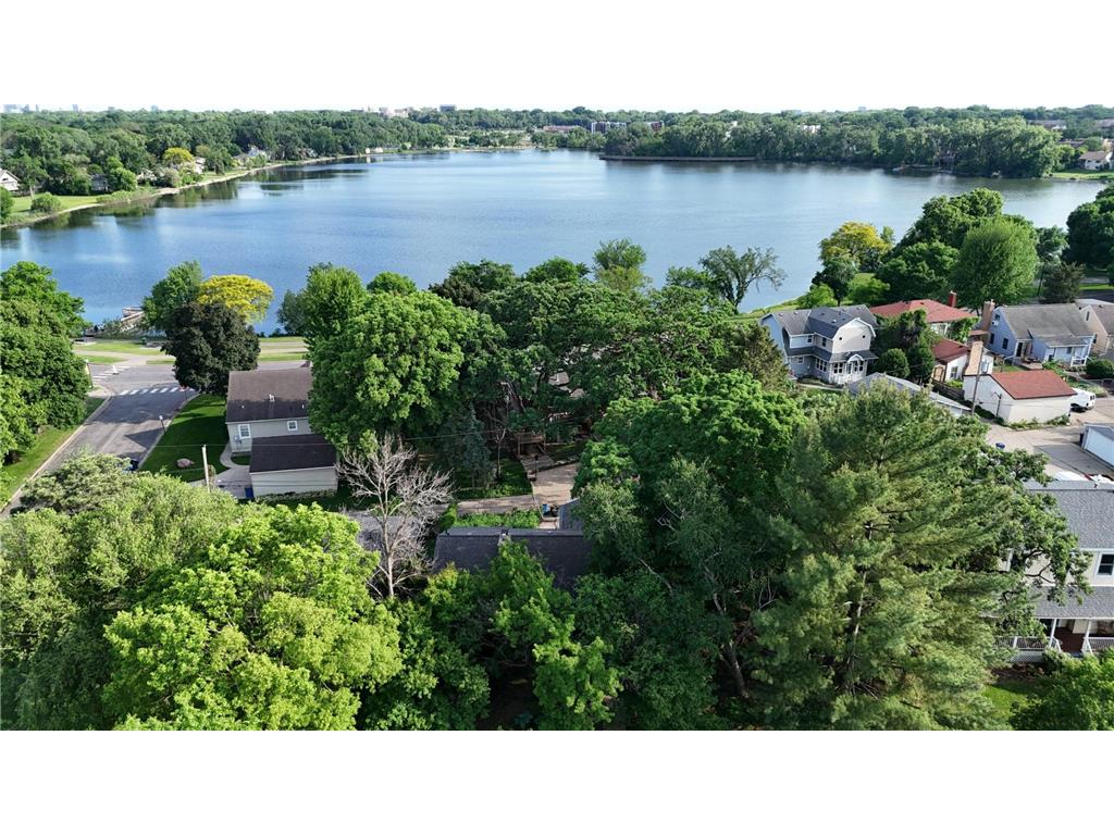 3707 42nd Avenue N Robbinsdale MN 55422 7084910 image2