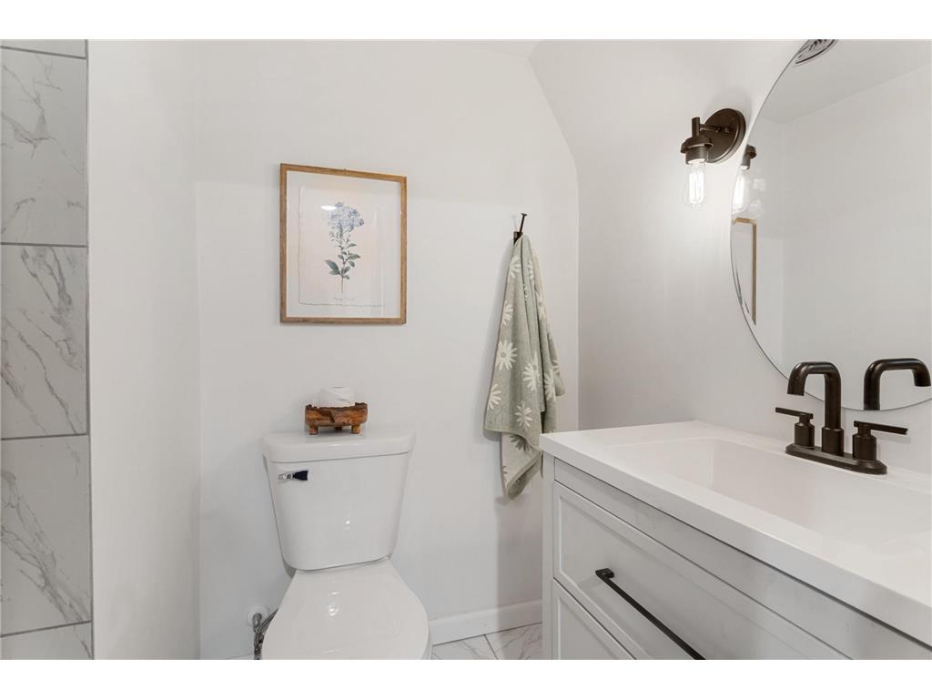 3707 42nd Avenue N Robbinsdale MN 55422 7084910 image26