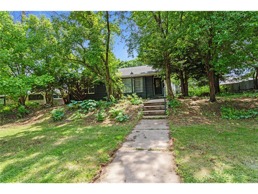 3707 42nd Avenue N Robbinsdale MN 55422 7084910 image3