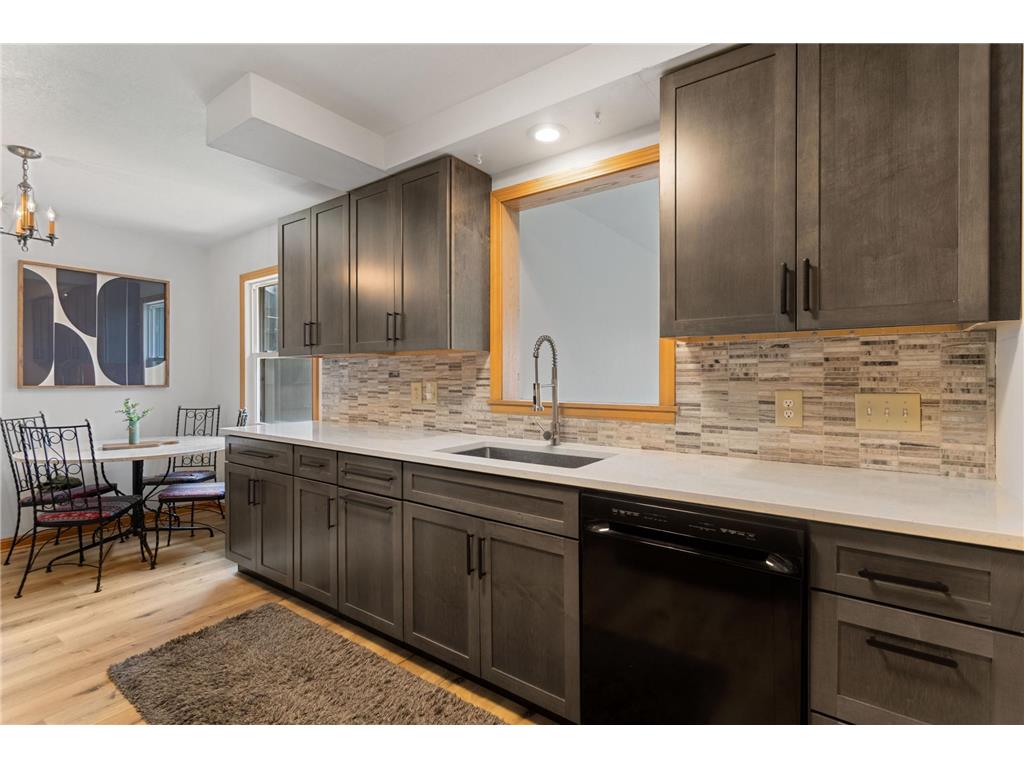 3707 42nd Avenue N Robbinsdale MN 55422 7084910 image4