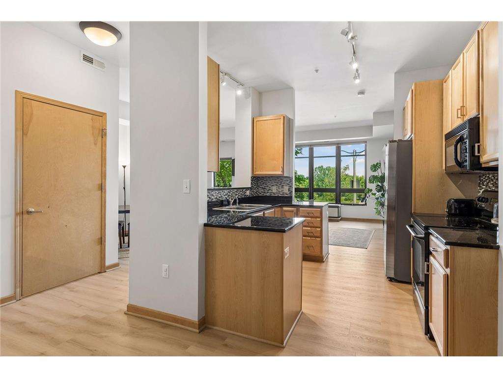 3707 Grand Way #102 Saint Louis Park MN 55416 7111837 image2