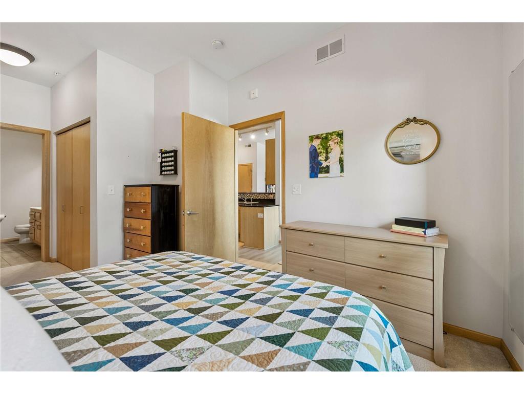 3707 Grand Way #102 Saint Louis Park MN 55416 7111837 image20