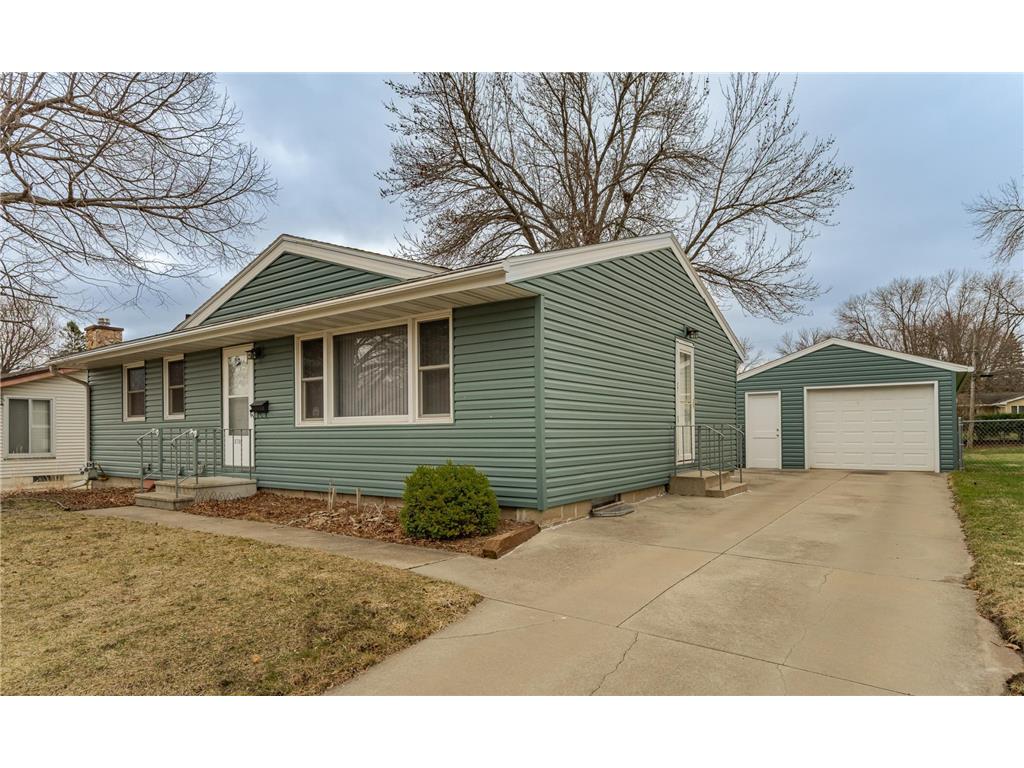 3708 3rd Street NW Rochester MN 55901 7050443 image1
