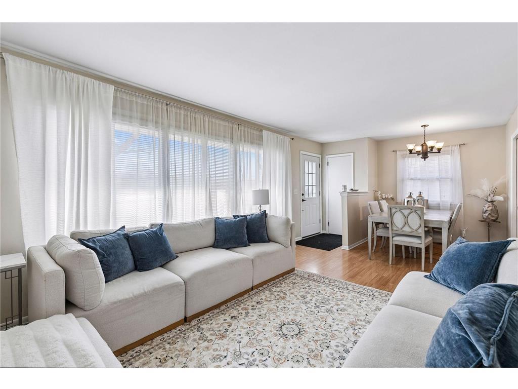 3708 W Old Shakopee Road Bloomington MN 55431 7043303 image4