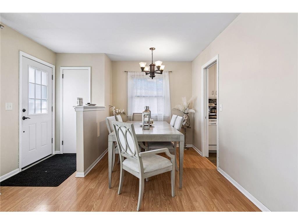 3708 W Old Shakopee Road Bloomington MN 55431 7043303 image6