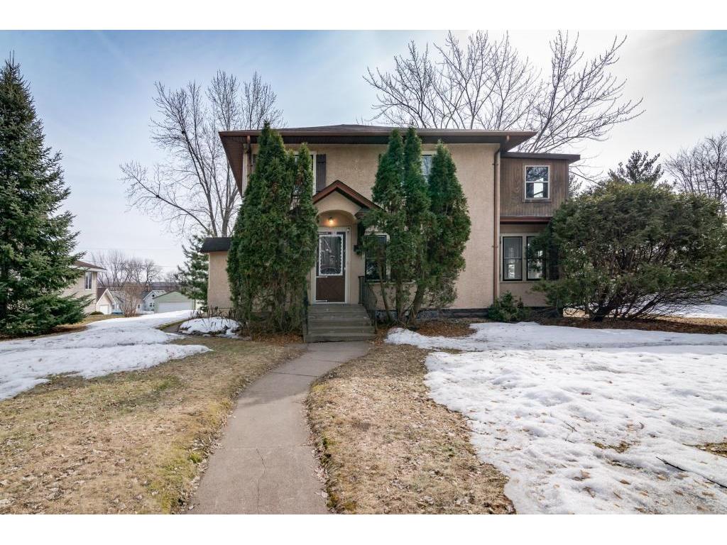 371 4th Street S, Bayport, MN 55003 MLS 5206634 Edina Realty