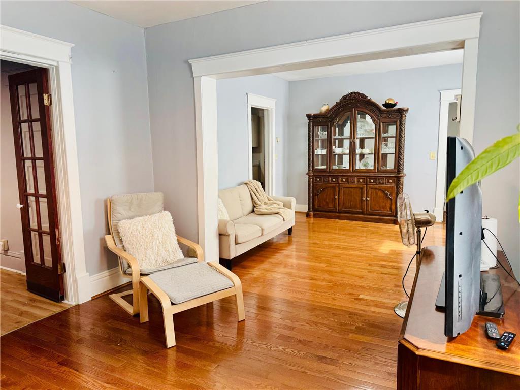 371 Sherburne Avenue Saint Paul MN 55103 6812240 image5