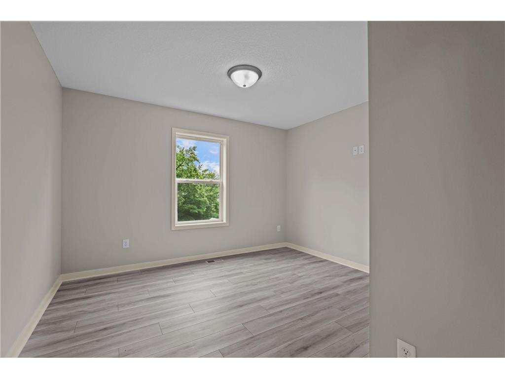 3710 Pierce Street NE Columbia Heights MN 55421 7106941 image16