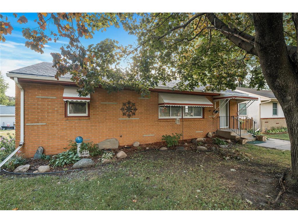 3711 2nd Street NE Columbia Heights MN 55421 6432689 image1