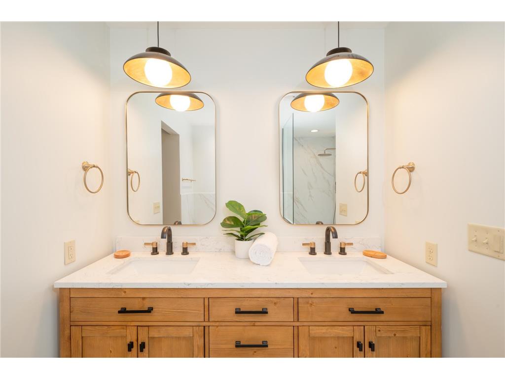 3711 Golf Course Road Cohasset MN 55744 6760613 image19