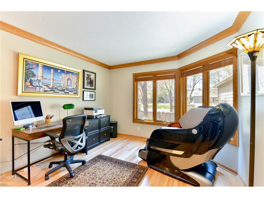3711 Village Court Woodbury MN 55125 7059974 image9
