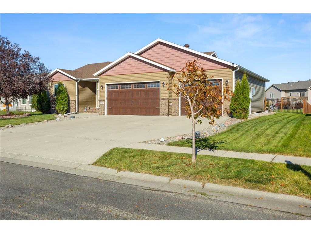 3712 11th Avenue S Moorhead MN 56560 7104305 image3