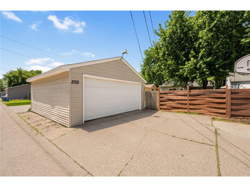 3712 Orchard Avenue N Robbinsdale MN 55422 7081517 image28