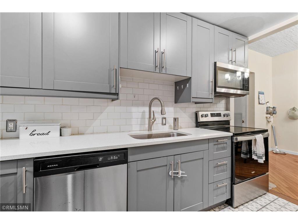 3712 Stevens Avenue Minneapolis MN 55409 6783707 image4