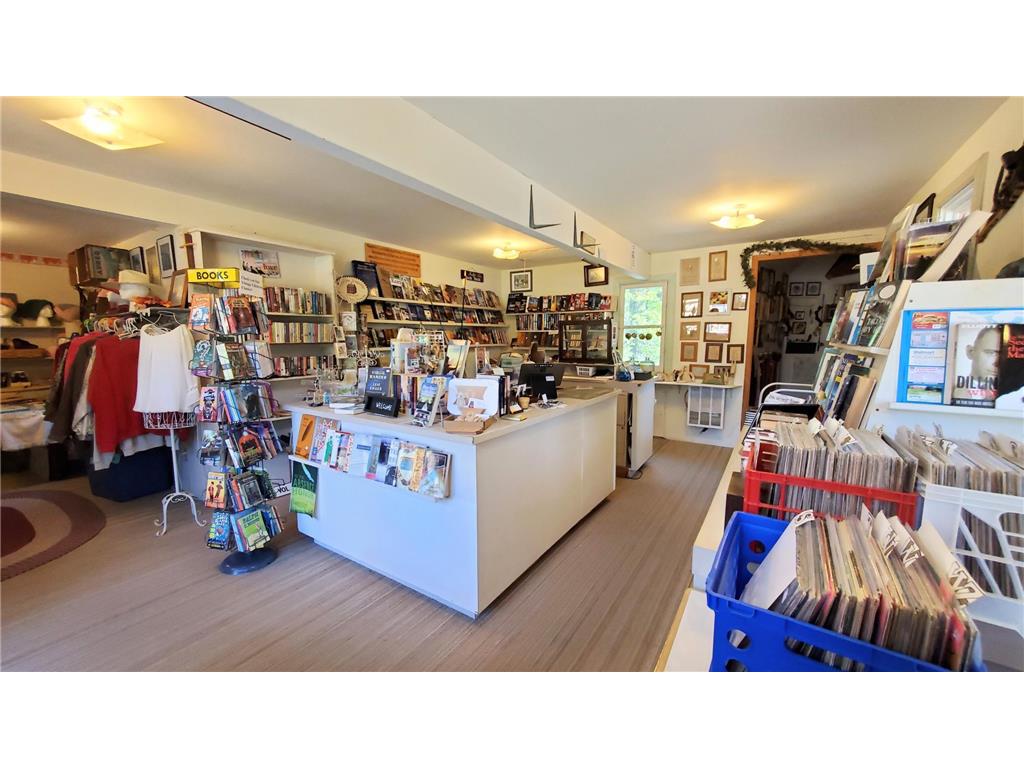 37124 US 71 Lake George MN 56458 6710965 image8