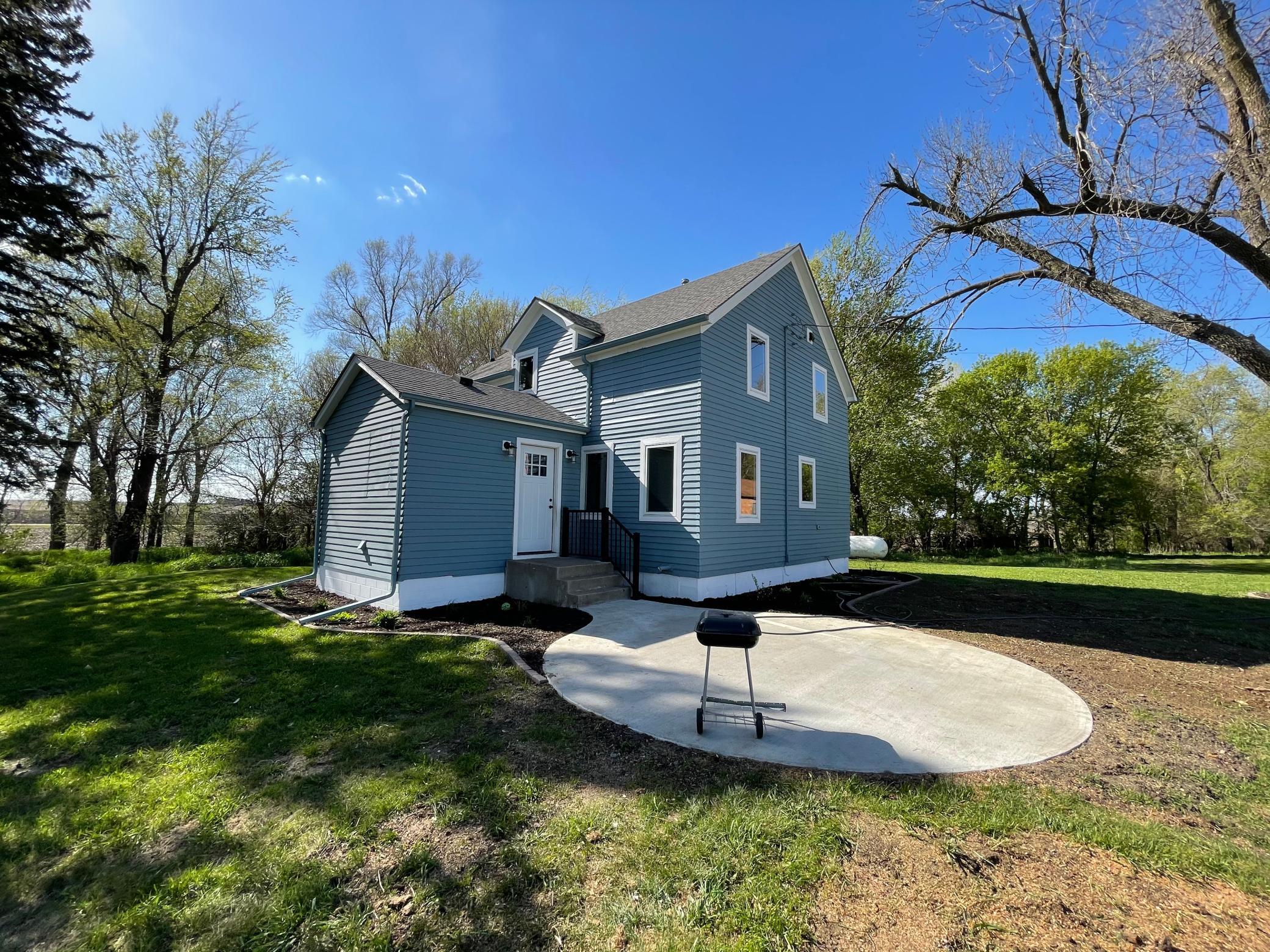 37138 290th Street, Worthington, MN, 56187 MLS 5752756 Edina Realty