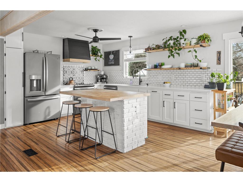 3714 12th Street S Fargo ND 58104 7049404 image2