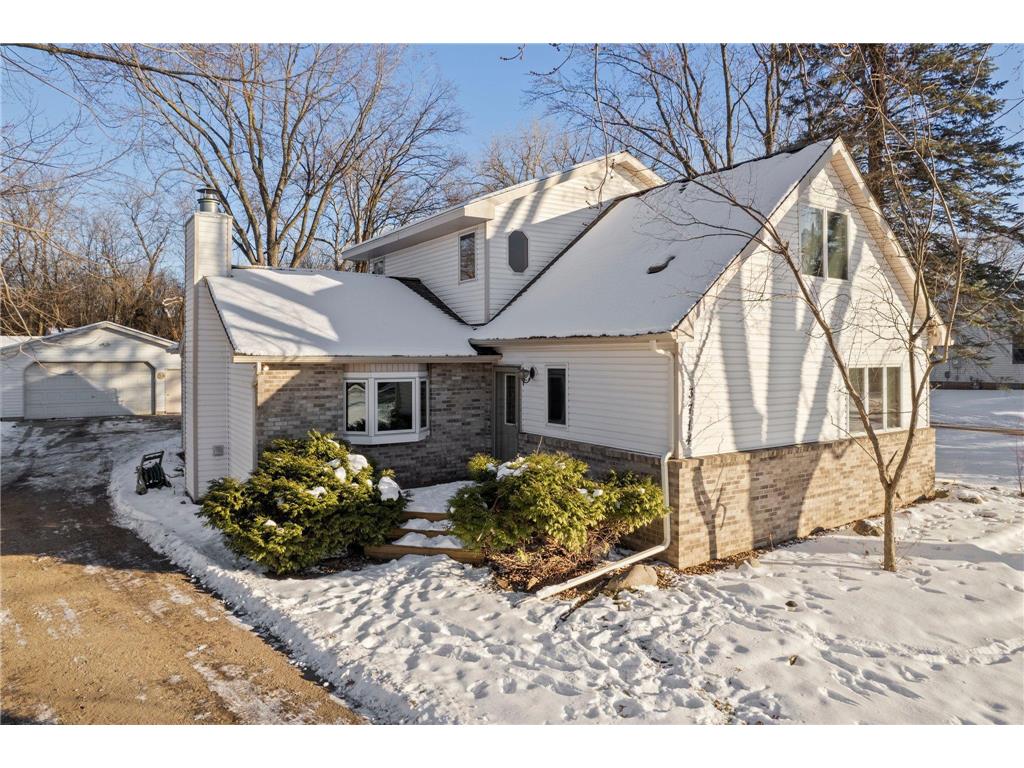 3714 Hoffman Road White Bear Lake MN 55110 6674383 image1