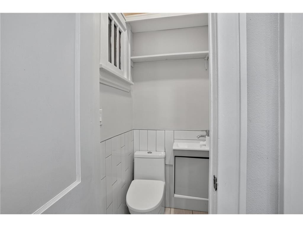 3714 Oliver Avenue N Minneapolis MN 55412 7108220 image12