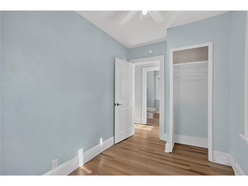 3714 Oliver Avenue N Minneapolis MN 55412 7108220 image17