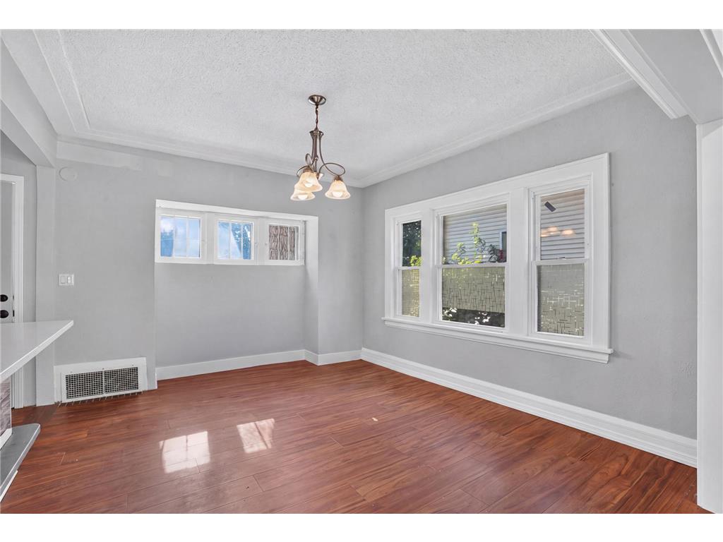 3714 Oliver Avenue N Minneapolis MN 55412 7108220 image6
