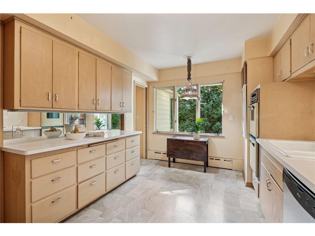 3714 W Bde Maka Ska Parkway Minneapolis MN 55410 - Bde Maka Ska 7027613 image17