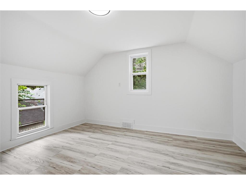 3715 31st Avenue N Robbinsdale MN 55422 7105434 image28