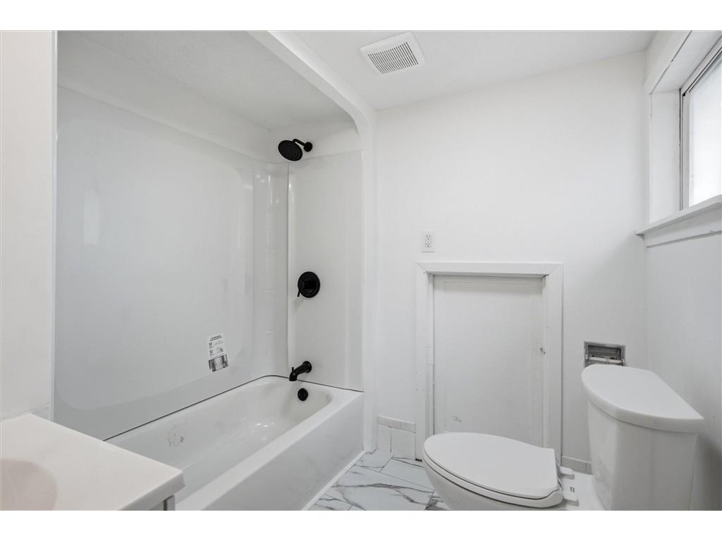 3715 31st Avenue N Robbinsdale MN 55422 7105434 image32