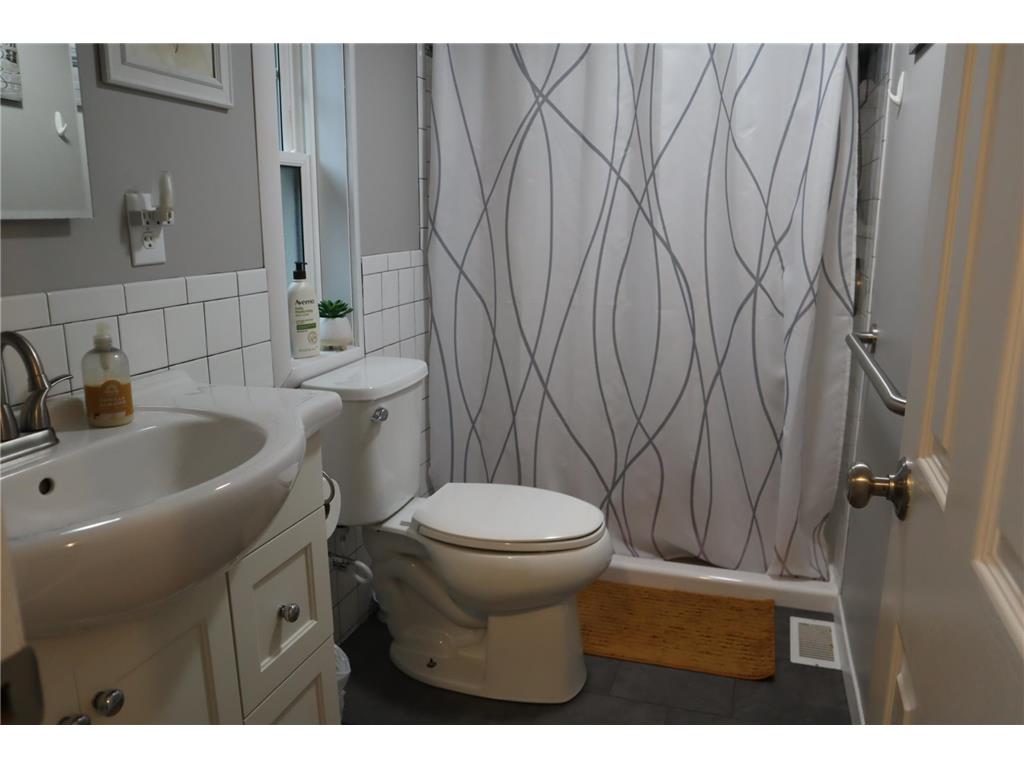 3715 7th Avenue W Hibbing MN 55746 7104910 image17