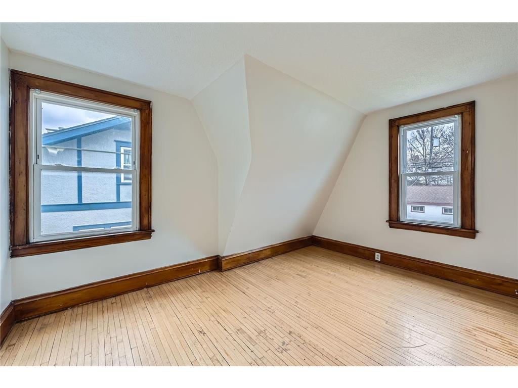 3715 Lyndale Avenue N Minneapolis MN 55412 6704216 image16