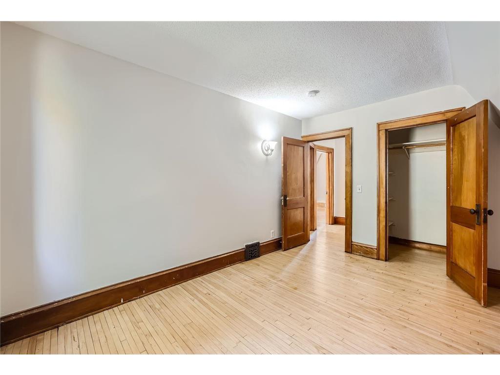 3715 Lyndale Avenue N Minneapolis MN 55412 6704216 image28