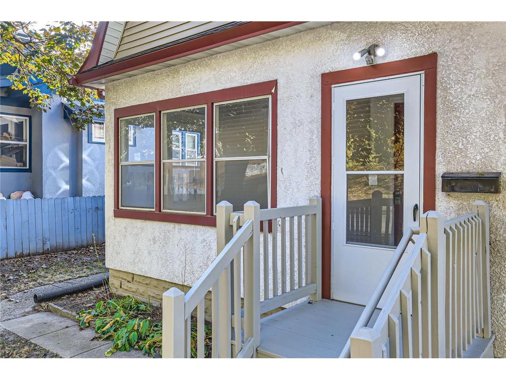 3715 Lyndale Avenue N Minneapolis MN 55412 6704216 image4