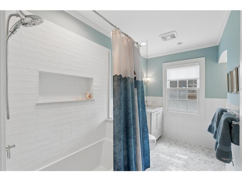 3715 Upton Avenue S Minneapolis MN 55410 7056250 image23