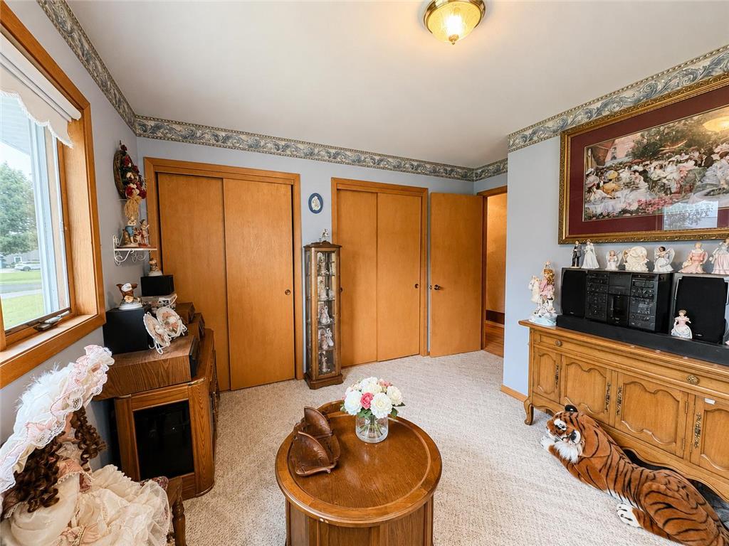 3715 W 5th Street Goodview MN 55987 7096080 image15